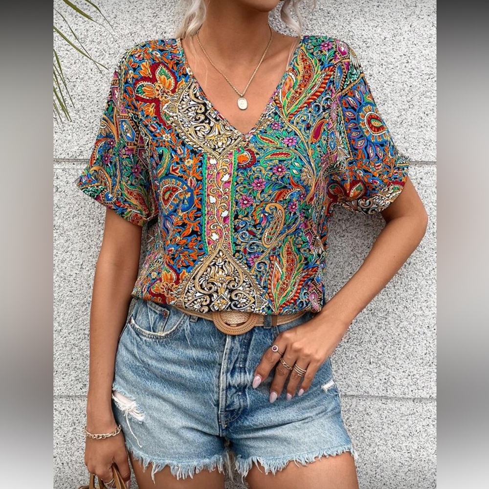 Boho floral paisley print batwing sleeve V neck blouse - Picture 1 of 6